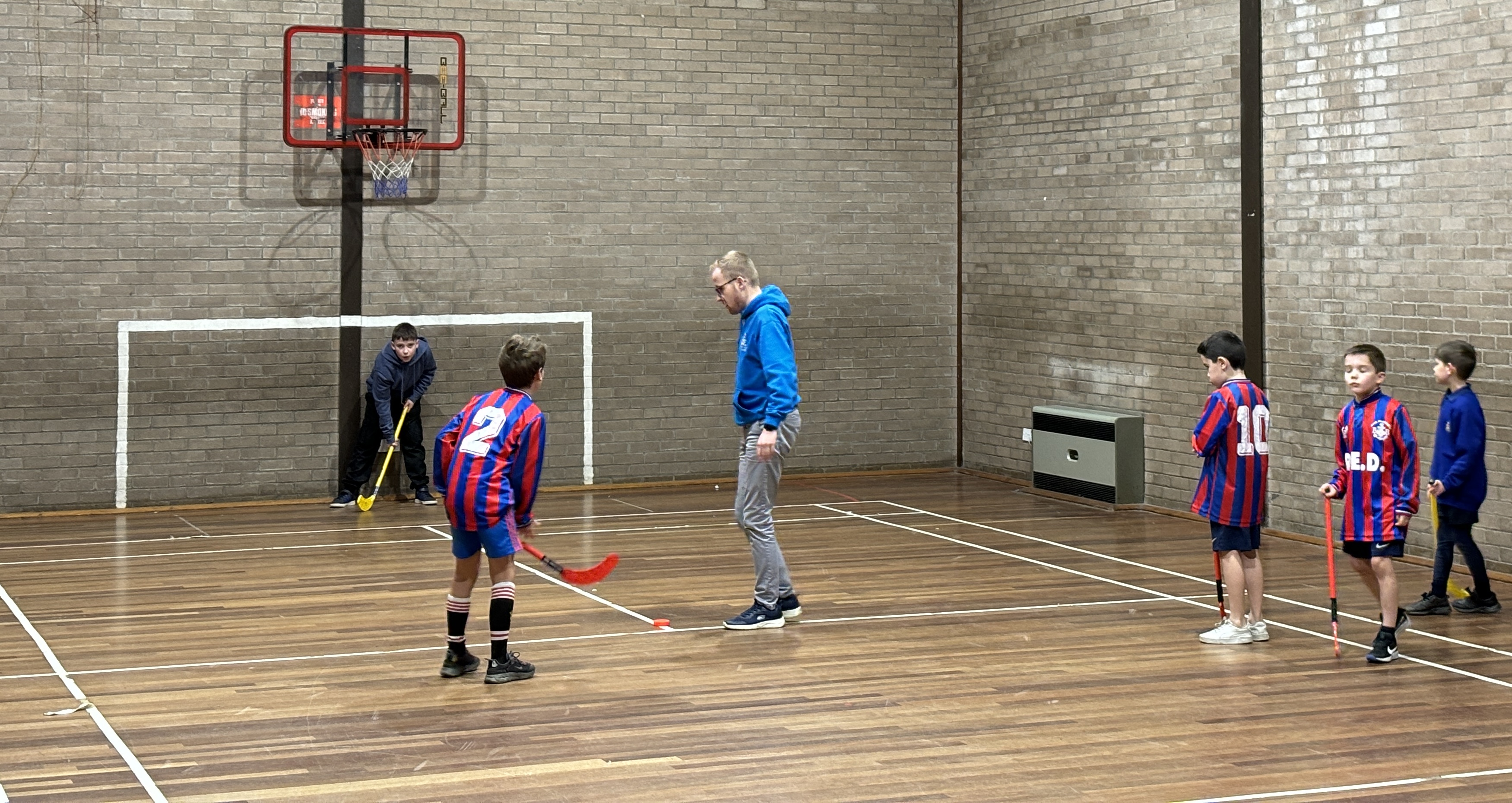 A penalty being taking at the Juniors Unihoc